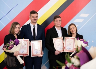 17 февраля в Областном Дворце молодежи состоялась торжественная церемония награждения лауреатов премии Губернатора Курской области для поддержки талантливой молодежи.