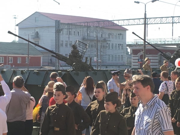 23 августа в рамках Всероссийской акции &quot;Поезд Победы&quot; на 1-й платформе Железнодорожного вокзала состоялся митинг, посвящённый 77-й годовщине Победы в Курской битве.