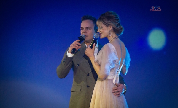Фотоотчёт с концерта Ильи Бычкова «Свободный полёт», премьера которого состоялась 19 марта в Концертно-творческом центре «Звёздный».